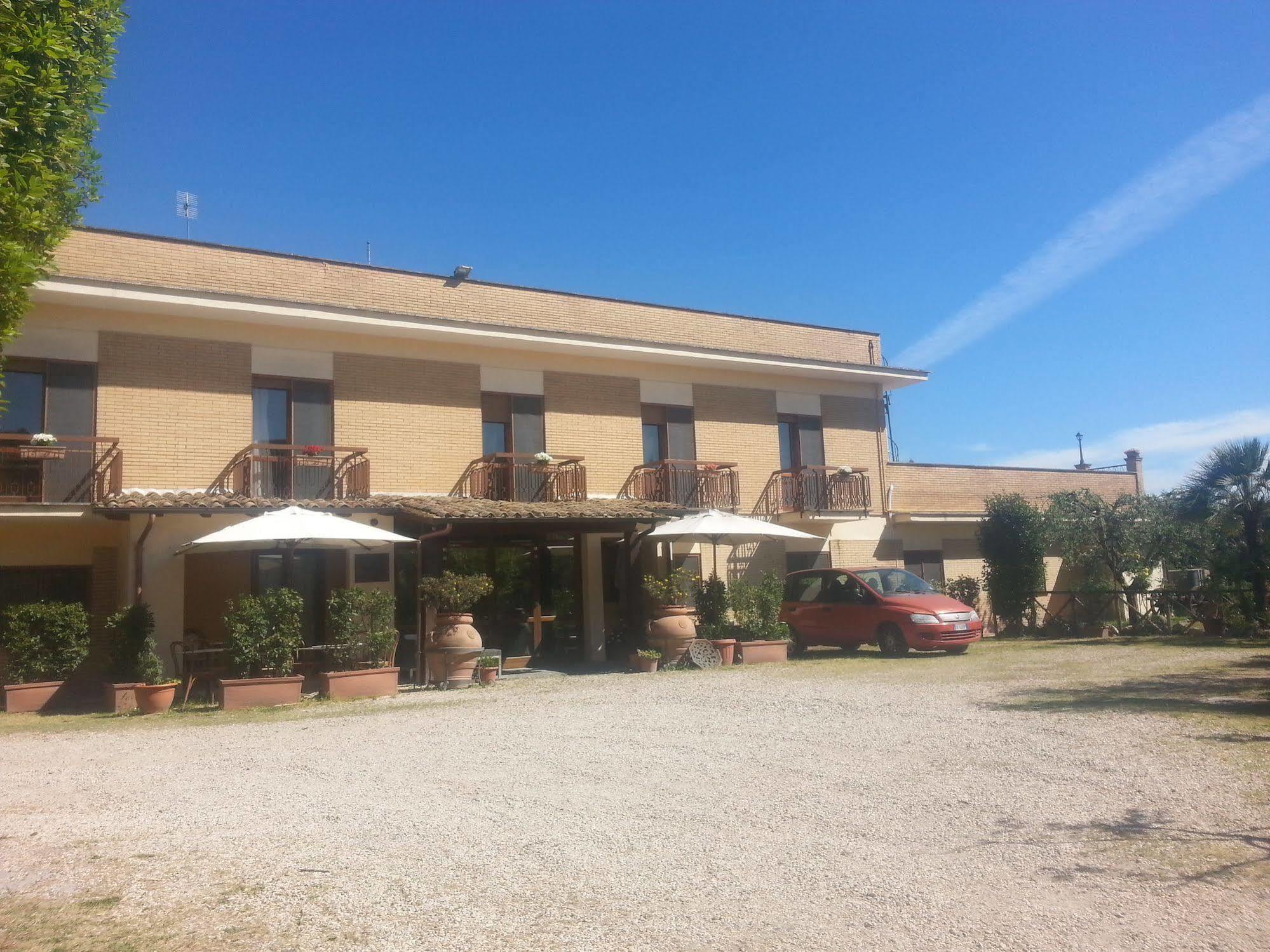 Hotel Tempio Di Apollo Рим Экстерьер фото
